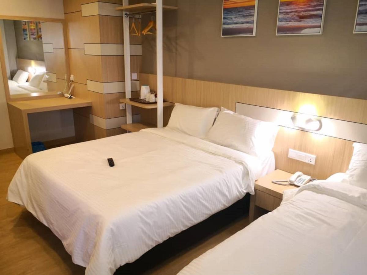Walk In Hotel Kota Kinabalu Zewnętrze zdjęcie