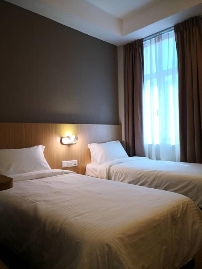 Walk In Hotel Kota Kinabalu Zewnętrze zdjęcie